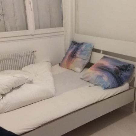 Chez L Habitants Aubervilliers Exteriör bild